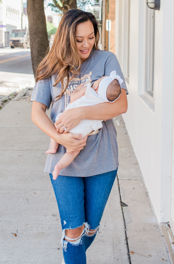 Mom wearing Nashville nursing tee