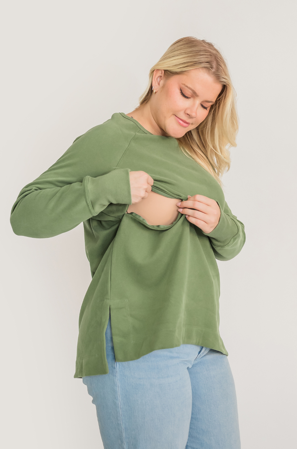 Green yoga sweatshirt for breastfeeding