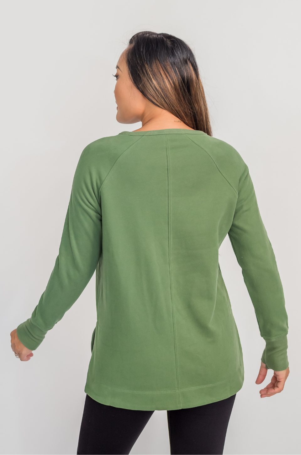Nursing sweatshirt in green for moms