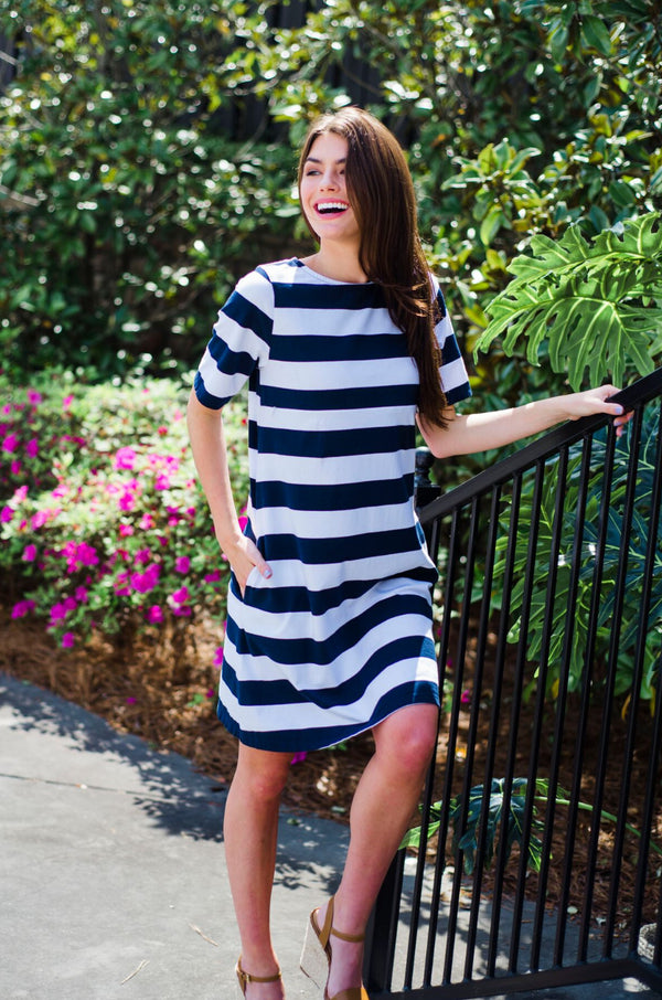 Nursing Dress With Pockets Hidden Zipper WIDE Stripe Navy/White